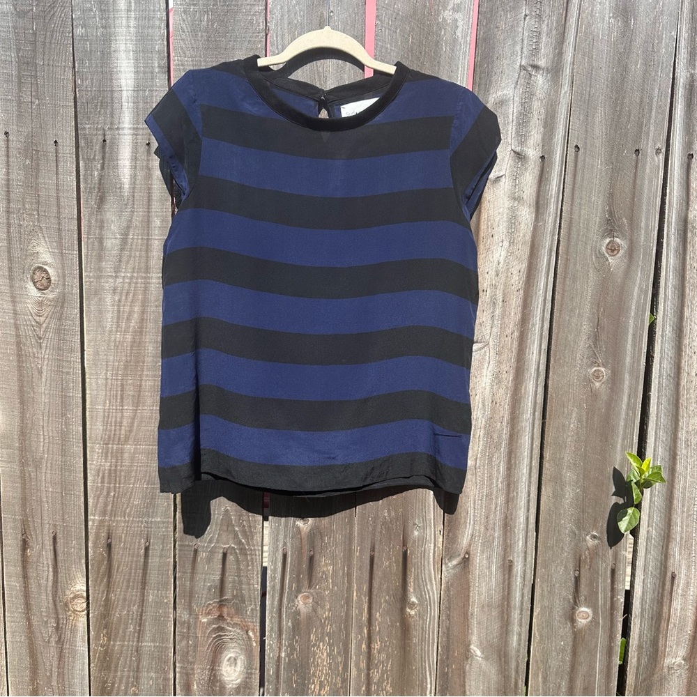 SUD EXPRESS STRIPED Blue And Black SILK  Sleeveless TOP Size Medium